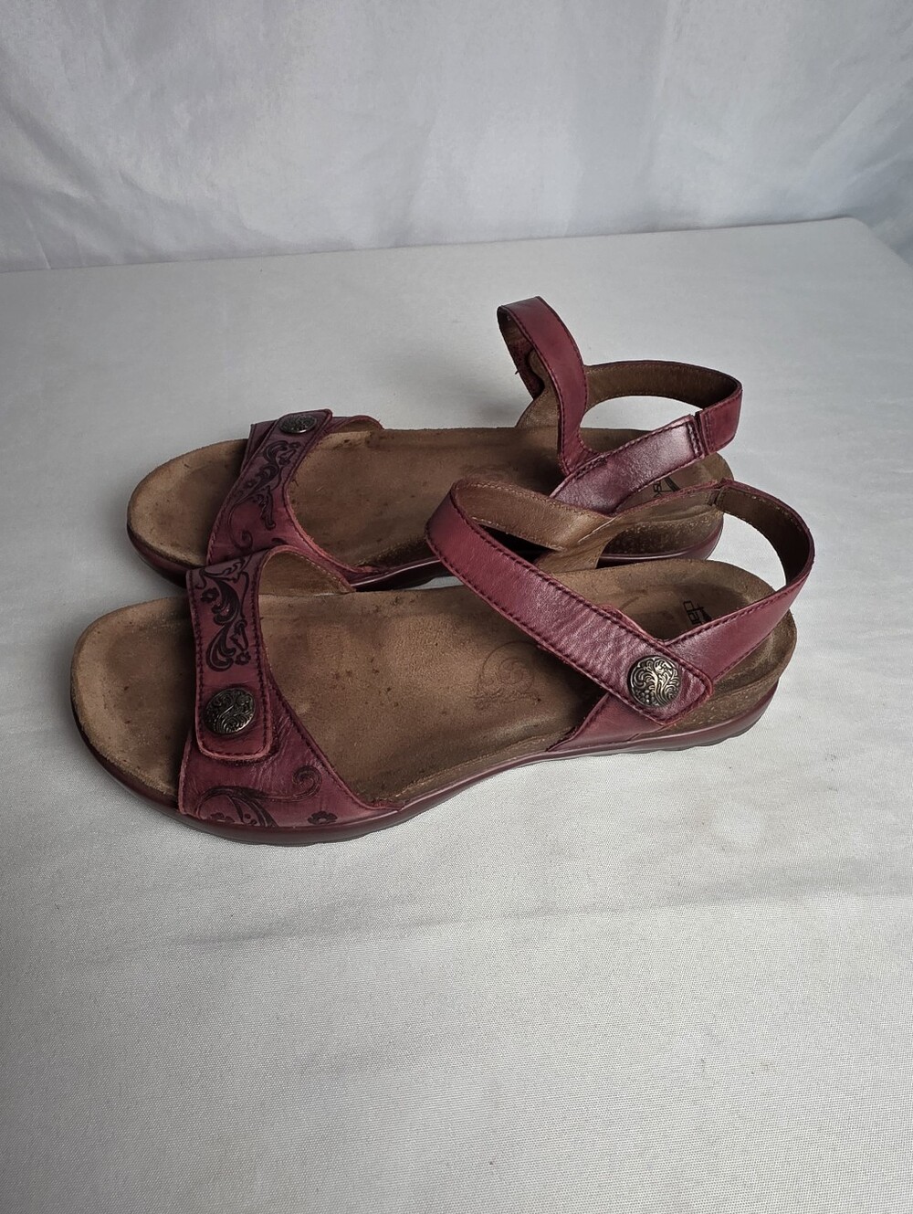 Dansko Burgundy Leather Tooled Comfort Sandals Women's Size EU 40 US 9.5-10
